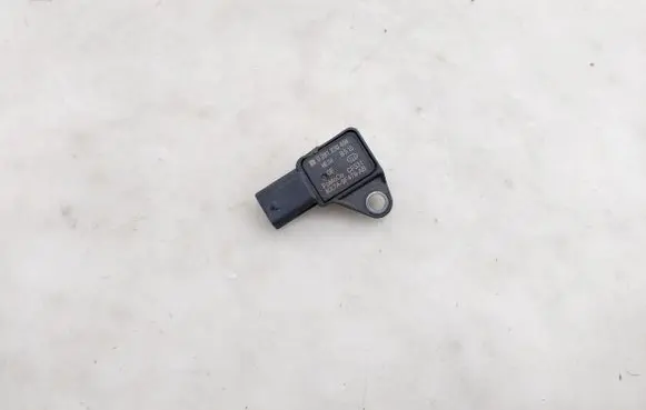 Ford Focus Air pressure sensor KX7A9F479AB 0261230494