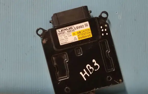 Lexus RX 450H LED ballast control module 89907-48030