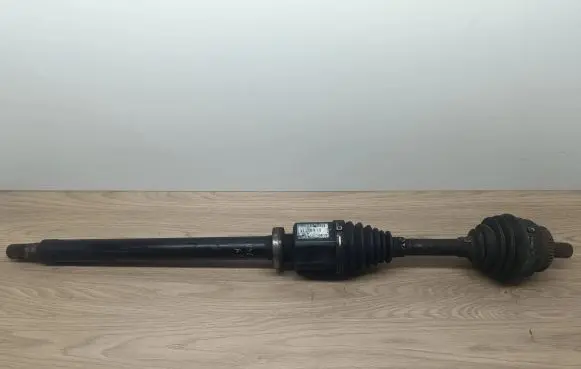 Volvo V70 Front driveshaft P30777065 T060830 82501611