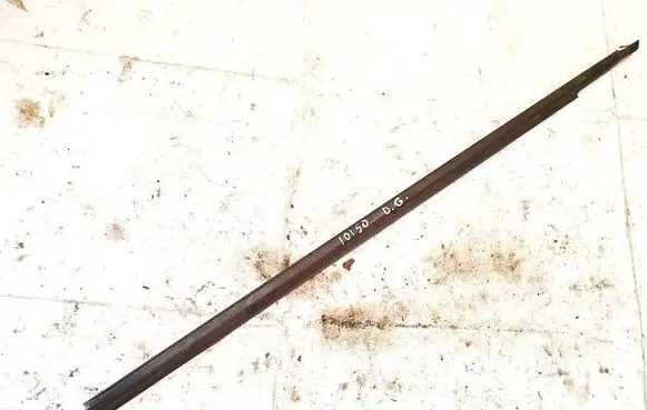 Citroen C5 Rear door glass trim molding