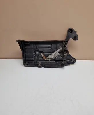 Skoda Octavia Mk3 (5E) Battery tray 5Q0915321 5Q0915321J