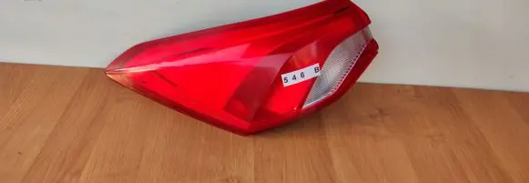 Ford Focus Rear/tail lights JX7B13405AC