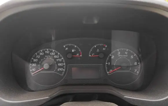 Speedometer (instrument cluster)