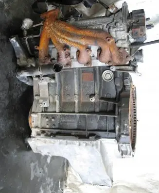 Mercedes-Benz A W169 Engine Array