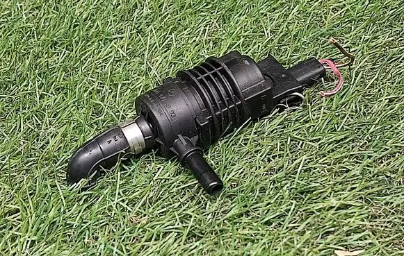 Mercedes-Benz ML W164 Vacuum line/pipe/hose A0004703993