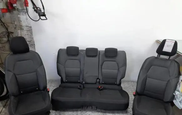 Renault Captur II Seat set 