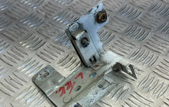 Renault Trafic III (X82) Other engine bay part 52310R 1647