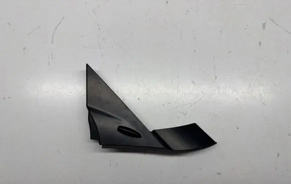 Toyota C-HR I Fender end trim
