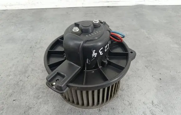 Toyota Avensis T220 Heater fan/blower MF0160700030