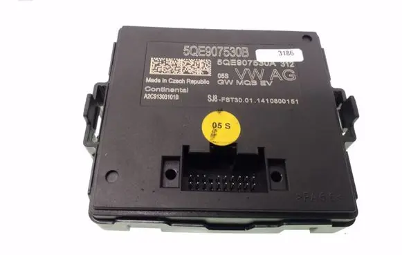 Volkswagen Golf VII Other control units/modules 5QE907530B