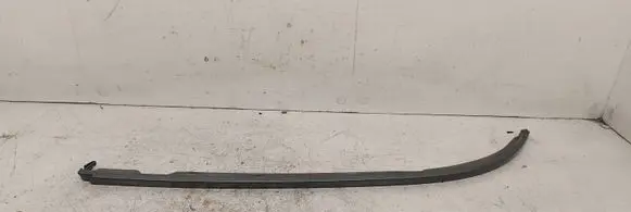 Under headlight/headlamp trim