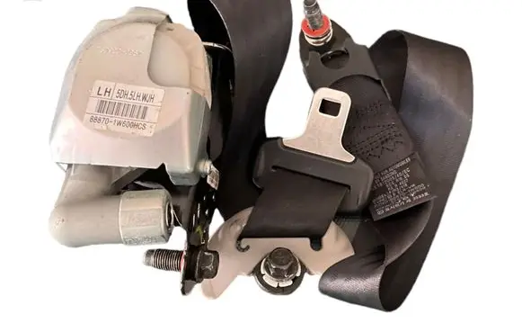 KIA Rio Front seatbelt 888801W600