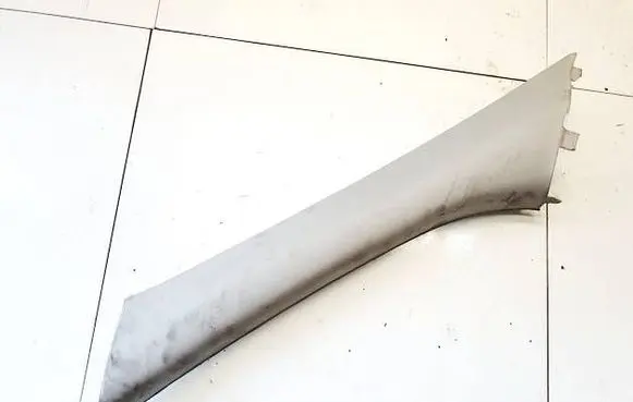 Mercedes-Benz ML W164 (C) pillar trim a1646900726