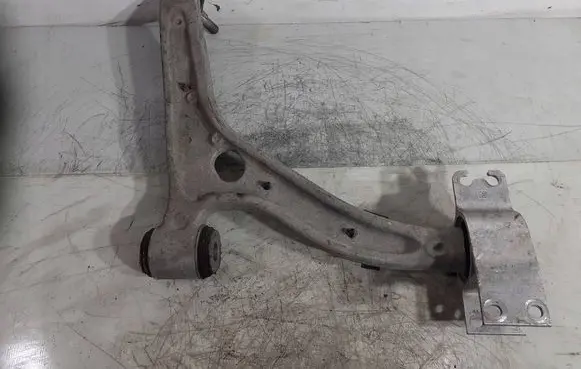 Mercedes-Benz CLA C117 X117 W117 Front control arm A2463304700MERC1 2463304700