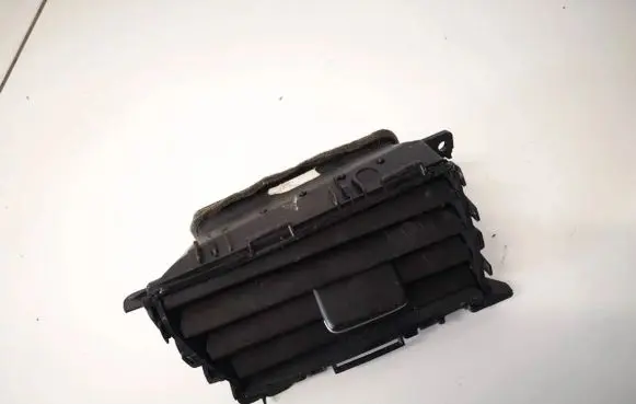 Honda Civic IX Dash center air vent grill 7610tv1e01 7610-tv1-e01