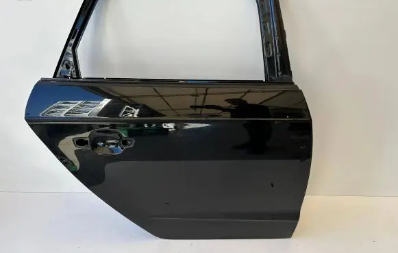 Audi A3 S3 8V Rear door