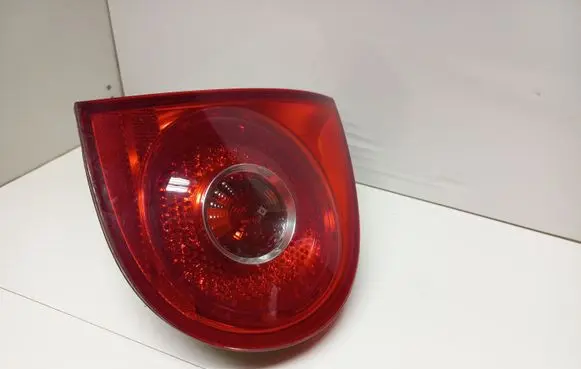Volkswagen Golf V Tailgate rear/tail lights 1K6945093E