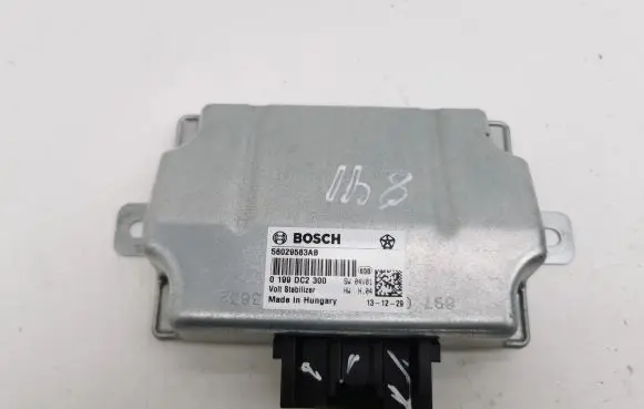 Maserati Ghibli Voltage converter/converter module 56029583AB