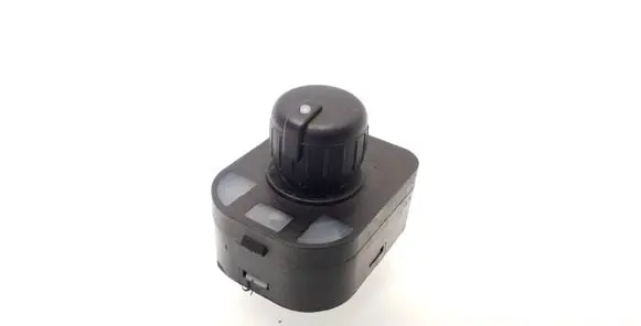 Audi A6 S6 C6 4F Wing mirror switch 8E0959565