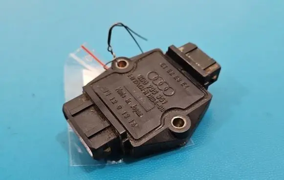 Volkswagen PASSAT B5.5 Ignition amplifier control unit 8D0905351 IMPRK1596569