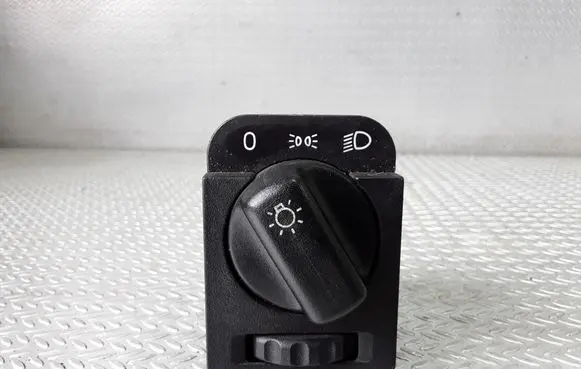 Opel Tigra A Light switch 90481764