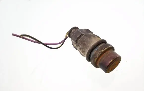 Coolant temperature sensor