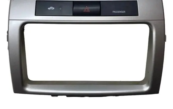Toyota Corolla Verso AR10 Radio/GPS head unit trim 554170F010