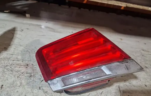 BMW 7 F01 F02 F03 F04 Tailgate rear/tail lights 7182205