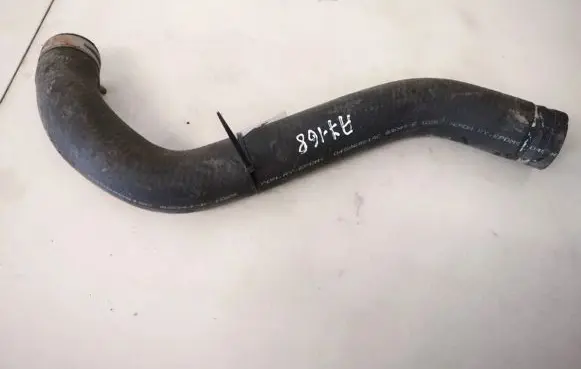 Dodge Magnum Engine coolant pipe/hose