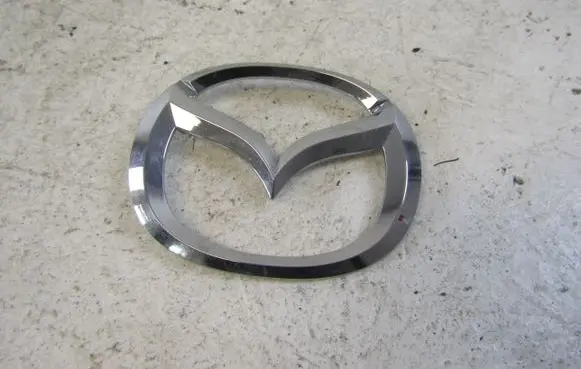 Mazda MX-5 NC Miata Manufacturer badge logo/emblem F15151731A
