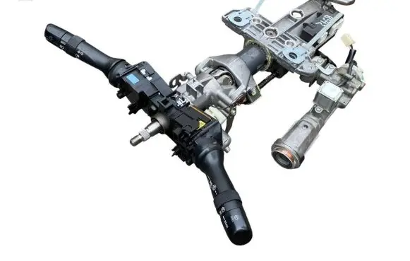 Steering wheel axle set