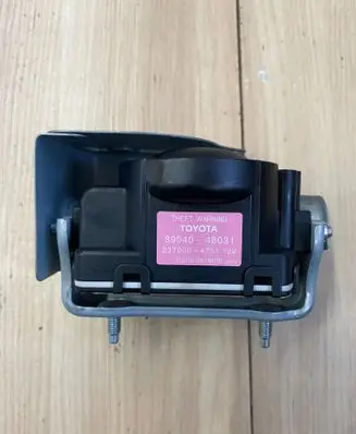 Lexus RX 450H Alarm system siren 8904048031