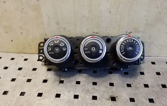 Mitsubishi Outlander Climate control unit 7820A082XC