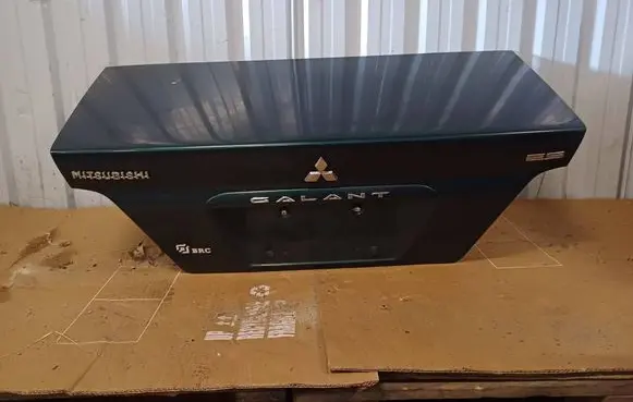 Mitsubishi Galant Tailgate/trunk/boot lid