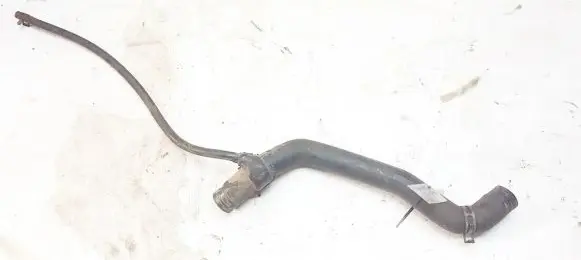 Volkswagen PASSAT B3 Engine coolant pipe/hose