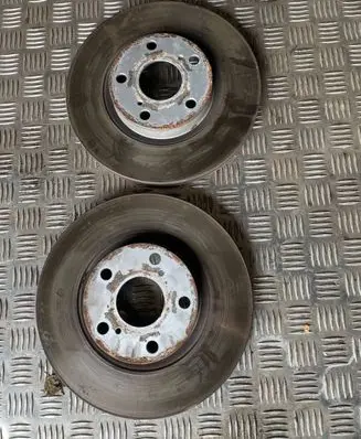 Toyota Corolla Verso AR10 Front brake disc