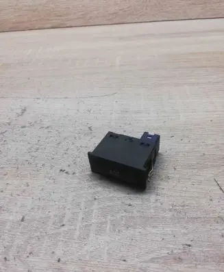 BMW 5 E39 Traction control (ASR) switch 8363694 03052310