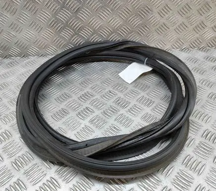 Opel Crossland X Trunk rubber seal (body) 13114514