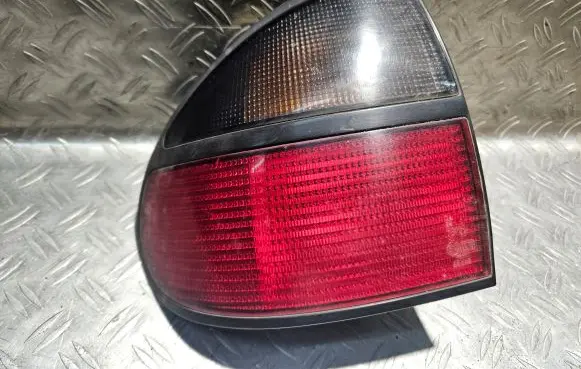 Renault Laguna I Rear/tail lights 7700820052 92016