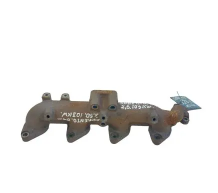 KIA Sorento Exhaust manifold