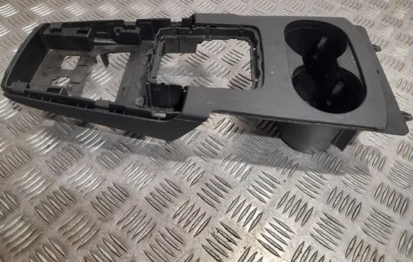 Audi A3 S3 8V Other center console (tunnel) element 8V1864261A