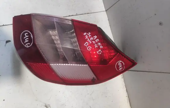 Renault Scenic II - Grand scenic II Rear/tail lights 15911600