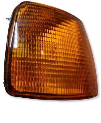 Volkswagen PASSAT B5 Front indicator light 22474000D 54122 011011