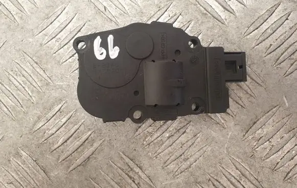 Porsche Cayenne (92A) Intake manifold valve actuator/motor 52424892 EFB340