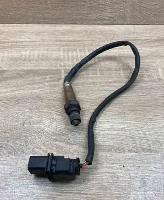 BMW X3 F25 Lambda probe sensor 7793825 0281004028