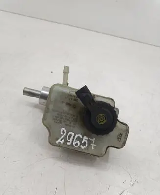Volkswagen Touran I Master brake cylinder 1K1611301C