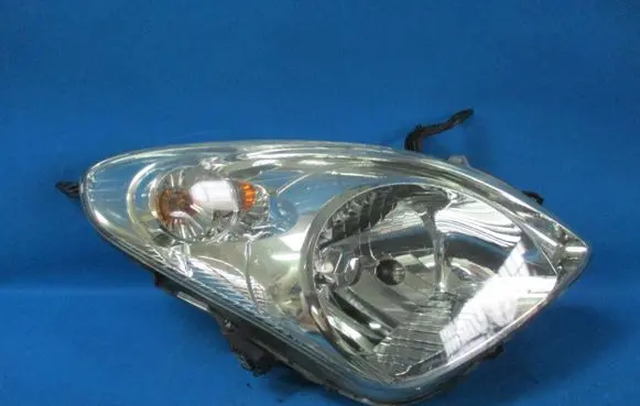 Nissan Pixo Headlight/headlamp