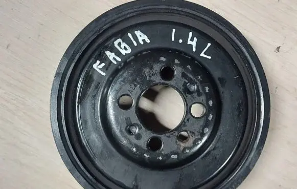 Skoda Fabia Mk2 (5J) Crankshaft pulley