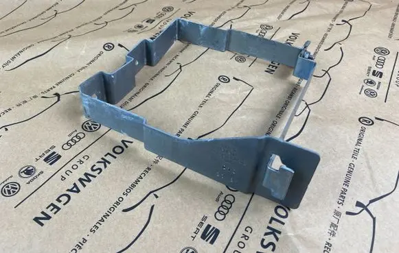 Volkswagen Caddy Battery bracket 5R3915343C