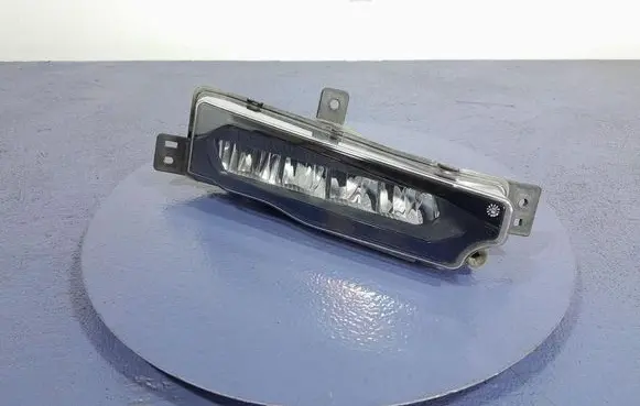 BMW X3 E83 Front fog light 9492772
